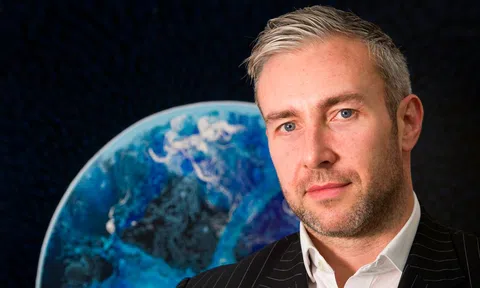 Triệu phú 39 tuổi mua ngân hàng từng từ chối cho mình vay tiền