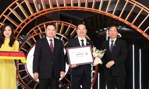 Tập đoàn Hưng Thịnh được vinh danh Top 10 doanh nghiệp bền vững 2020