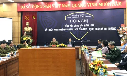 Lập doanh nghiệp gần biên giới để tiện... buôn lậu trên trang thương mại điện tử