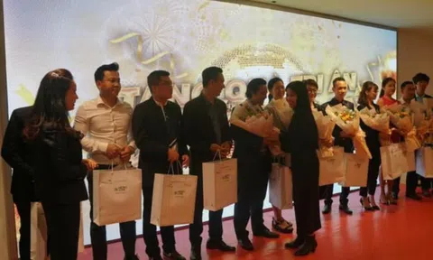 Tiệc Tri ân ấm áp ở Metro Star