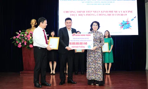 Tập đoàn Hưng Thịnh đã trao tặng 50 tỷ đồng kinh phí mua vắc-xin Covid-19