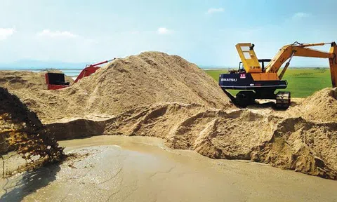 Khó tin nhưng có thật: Đại gia Sài Gòn "đặt lệnh" hơn 2.800 tỷ đồng đấu giá mỏ cát trên sông Tiền, gấp 390 lần khởi điểm