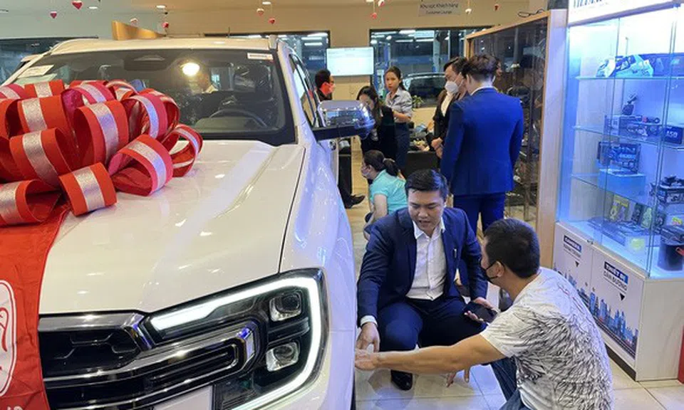 Loạt lãnh đạo DN phân phối ôtô lớn nhất Việt Nam bất ngờ từ nhiệm