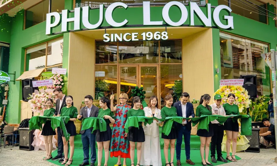Không gian trải nghiệm trà Việt thu hút gen Z check-in tại Phúc Long Phoenix 285 CMT8