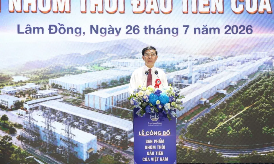 Công bố sản phẩm nhôm thỏi đầu tiên của Việt Nam